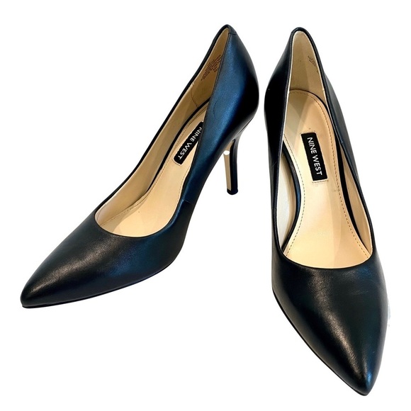 Nine West NWFlax Black Leather Dress Pumps Chic Stylish Classic Pointed Size 7 - Picture 1 of 11
